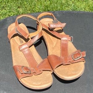 Clarks Cushionsoft Slingback Sandal women’s 8.5